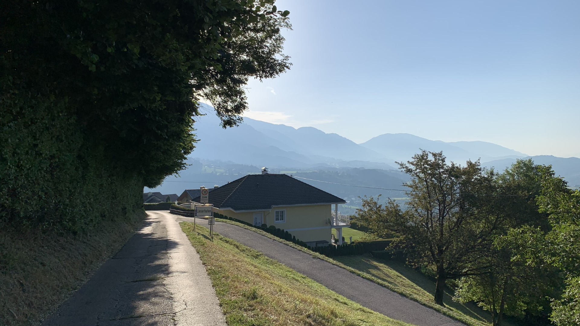 Morgendlicher Spaziergang – Blick nach Südosten zum Millstätter See